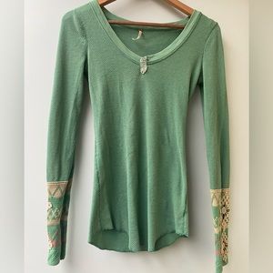 Cozy Thermal Top w adorable detailed cuffs💕